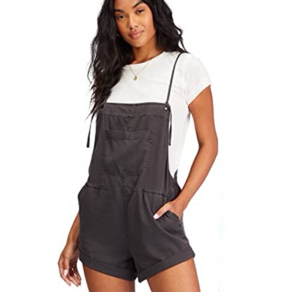 BILLABONG Wild Pursuit Romper in Off Black size Small